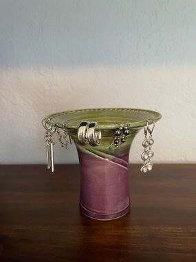 Handcrafted Purple & Green Ceramic Earring Stand